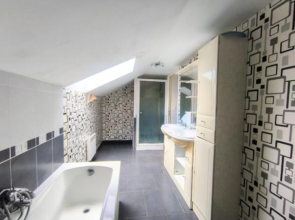 Chézy-sur-Marne (02570) Maison 7 pièces