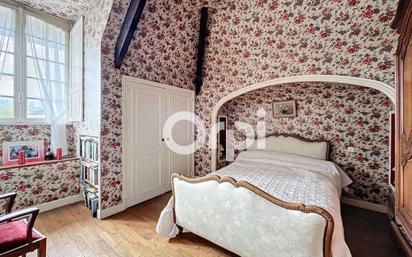 Maison à vendre    6 pièces •  Objat