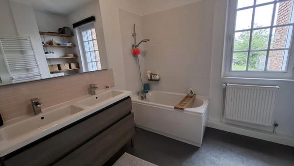 A VENDRE Maison Coup de Coeur, 7 Pièces avec Garage et Jardin - SAINT QUENTIN (02) Quartier Remicourt