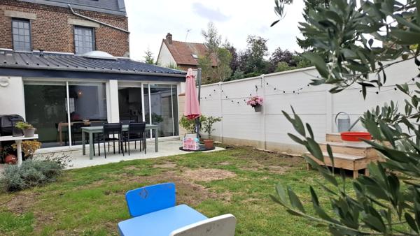 A VENDRE Maison Coup de Coeur, 7 Pièces avec Garage et Jardin - SAINT QUENTIN (02) Quartier Remicourt