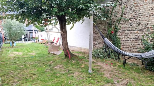 A VENDRE Maison Coup de Coeur, 7 Pièces avec Garage et Jardin - SAINT QUENTIN (02) Quartier Remicourt