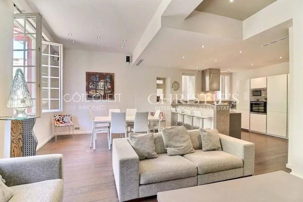À vendre Saint-Jean-de-Luz - Appartement rénové en coeur de ville proche plage
