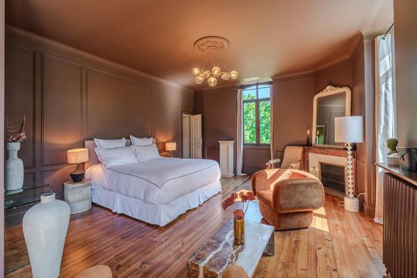 Proche Hossegor Élégante maison de maître entièrement repensée, entre art de vivre et potentiel d'accueil haut de gamme de prestige Magescq 12 pièce(s) 480 m2 Hossegor
