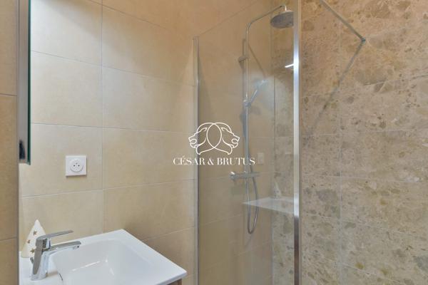 Lyon 7 -Duplex de 112,70 m² – 4 chamnbres – terrasse – garage