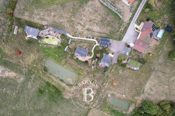 Anould, Ensemble immobilier   à vendre