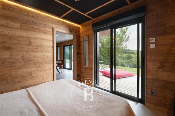 Anould, Ensemble immobilier   à vendre