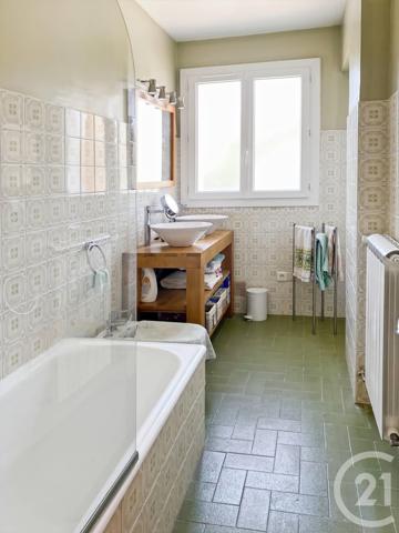 Appartement F3 à vendre  3 pièces - 67,08 m2 BANDOL - 83