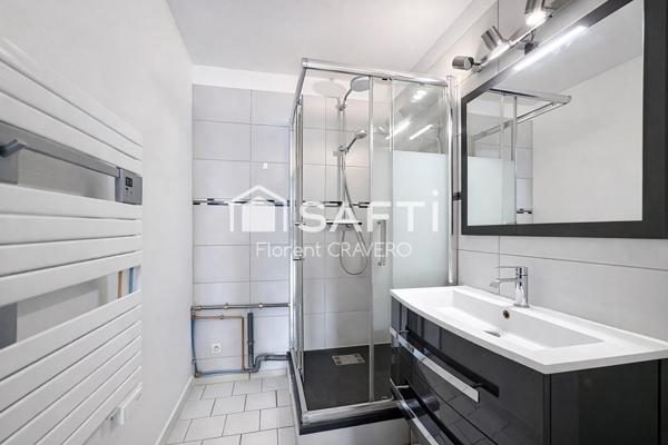 Appartement lumineux avec grande loggia