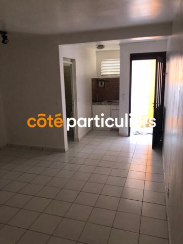 Vente Maison de ville160 m² - 5 Pièces - LES ABYMES (97139)