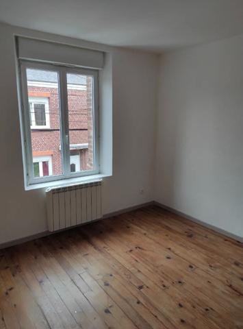 Vente Maison123,57 m² - 6 Pièces - NESLE (80190)