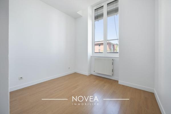 T4 - SAINTE BLANDINE - ETAGE- TRAVERSANT
