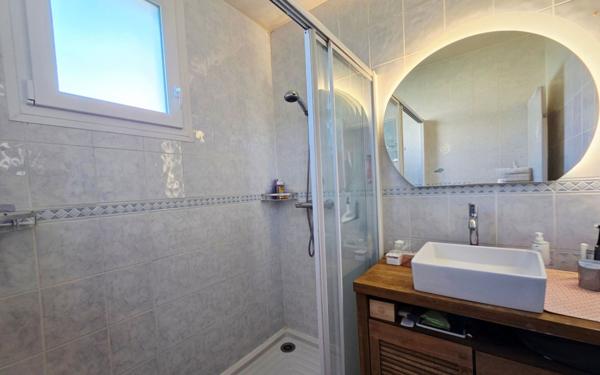 Maison à vendre    4 pièces •  Hôpital-Camfrout