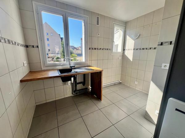 Très proche centre ville, très bel appartement F3 de 53 m²