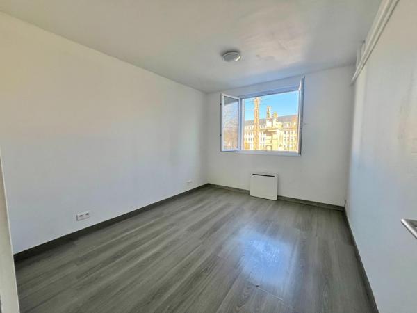 Très proche centre ville, très bel appartement F3 de 53 m²