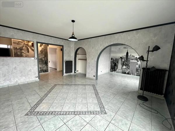 Location - Appartement Reims 51100 4 pièces 76 m 2