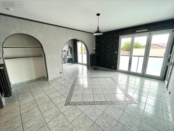 Location - Appartement Reims 51100 4 pièces 76 m 2