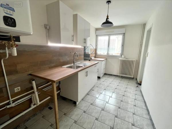 Location - Appartement Reims 51100 4 pièces 76 m 2