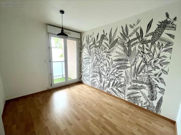 Location - Appartement Reims 51100 4 pièces 76 m 2