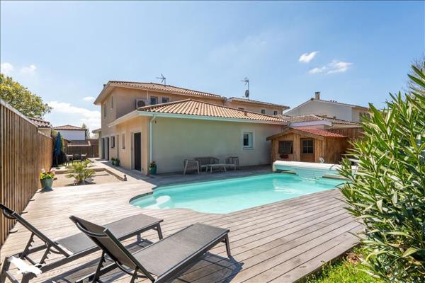 Maison à vendre |  Mérignac |  6 pièces | 167 m²