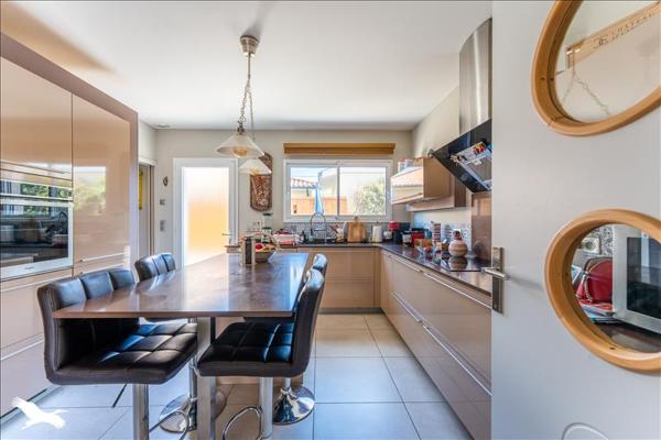 Maison à vendre |  Mérignac |  6 pièces | 167 m²