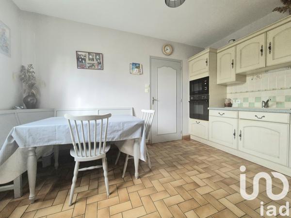 Maison à vendre 4 pièces 93 m² Faye-l'Abbesse