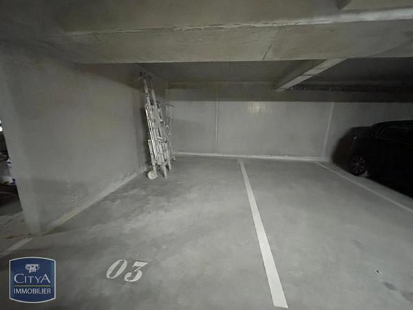 Parking à louer