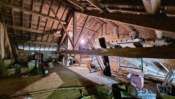 Maison ancienne renovee avec jardin secteur Cazeres