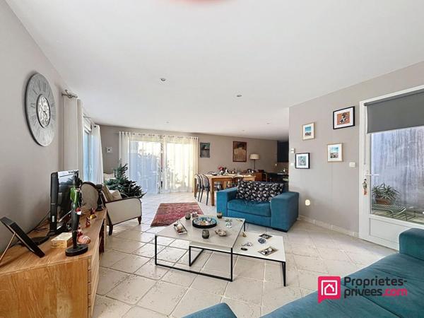 PUILBOREAU - Elégante Maison de plain-pied de 100m2, au calme, coeur de bourg