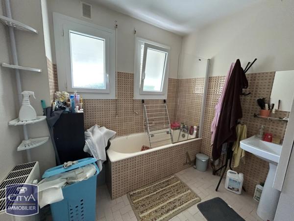 Appartement à vendre 3 pièces 75.15m² Oyonnax (01100)