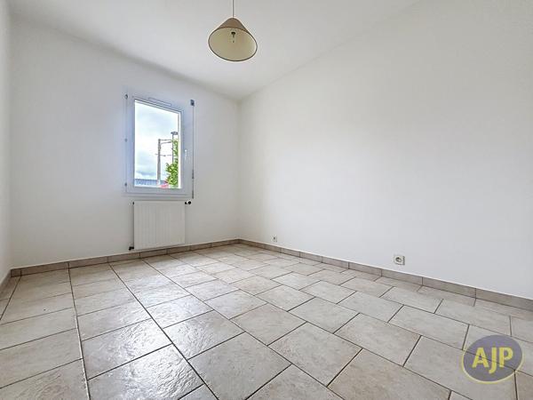 Maison à louer Lucon : 4 pièces, 91m² avec 3 chambre(s) à 950€ - AJP Immobilier La Roche-sur-Yon