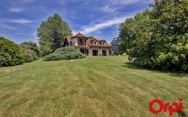 Maison à vendre    7 pièces •  Crémieu