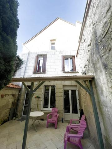 IMMEUBLE DE RAPPORT 5 APPARTEMENTS et un LOCAL COMMERCIAL