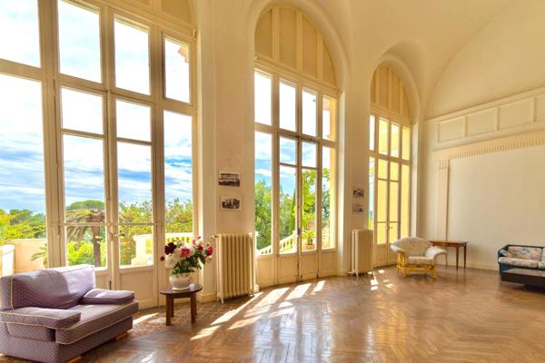 Fréjus/Saint-Raphaël quartier Valescure-splendide appartement bourgeois de 120m2