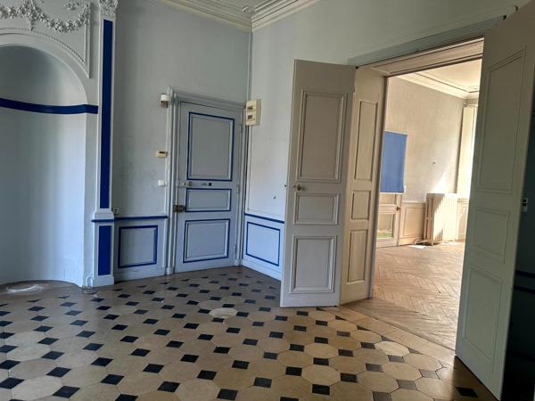 Local/bureau à vendre SEMUR EN AUXOIS (21)