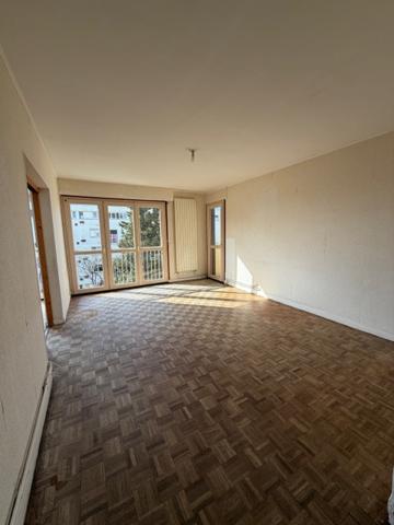 T4 LA ROCHELLE LA ROSSIGNOLETTE