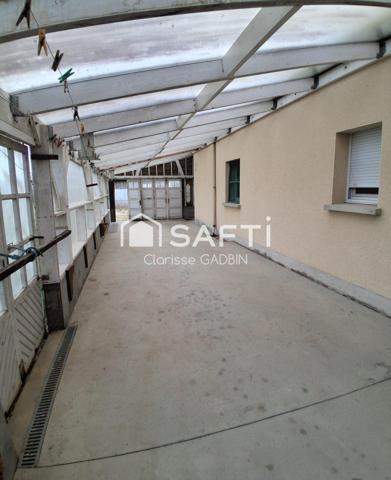 Maison en Campagne avec 4 chambres et un hangar