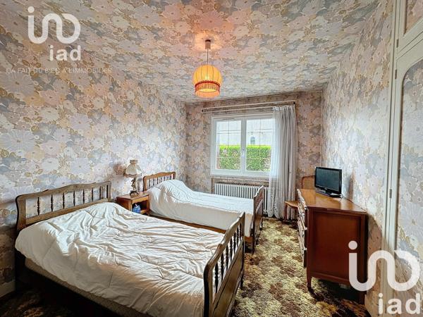 Maison traditionnelle 5 pièces de 135 m² à Villemandeur (45700)