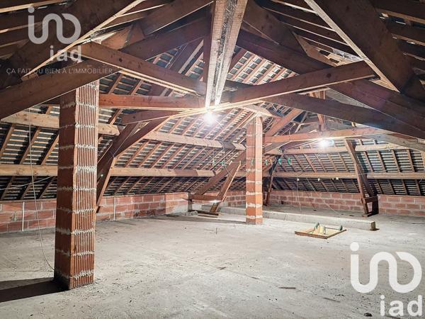 Maison traditionnelle 5 pièces de 135 m² à Villemandeur (45700)