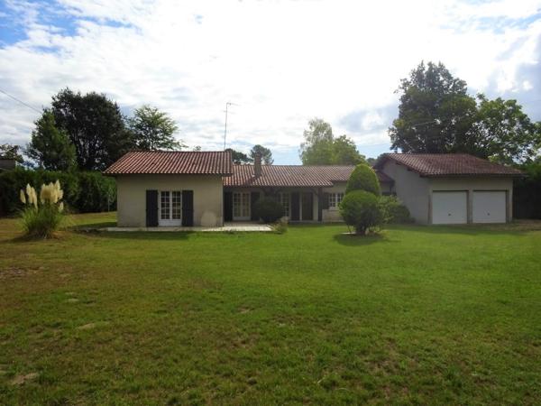 Maison, Mont De Marsan, à Louer, 4 chambres, garage, piscine