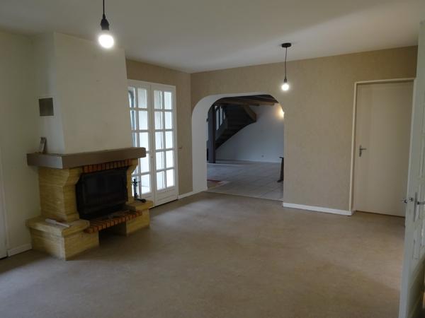 Maison, Mont De Marsan, à Louer, 4 chambres, garage, piscine
