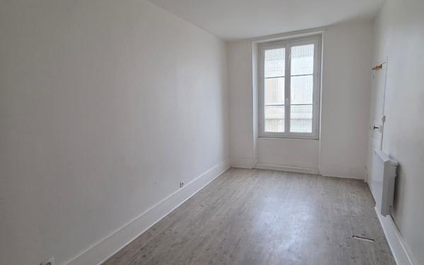 Appartement à louer    3 pièces • 63,50 m2 Égreville