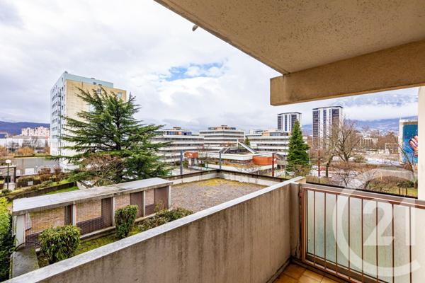 Appartement T6 à vendre  6 pièces - 101 m2 GRENOBLE - 38