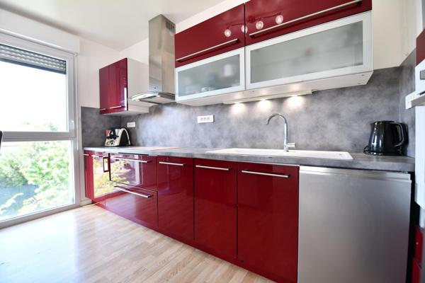 Bel appartement de trois pièces dans une résidence de 2015!!