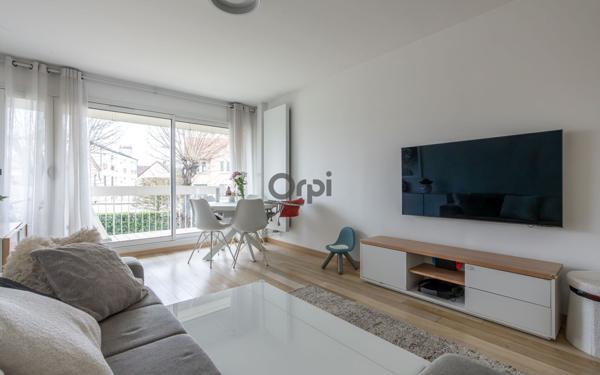 Appartement à vendre    3 pièces • 63,36 m2 Joinville-le-Pont