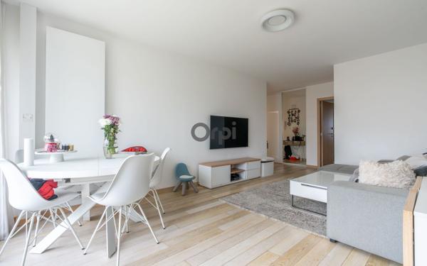 Appartement à vendre    3 pièces • 63,36 m2 Joinville-le-Pont