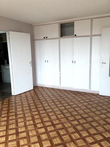 Appartement
         2 pièces
        - 50 m² Exclusivité 269 000 € *