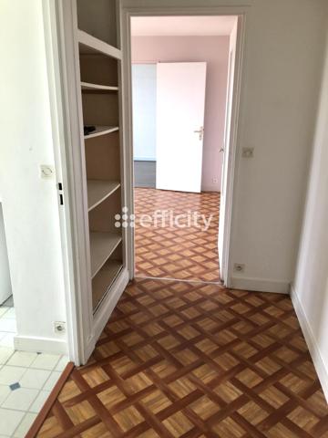 Appartement
         2 pièces
        - 50 m² Exclusivité 269 000 € *
