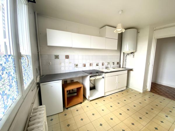 Appartement
         2 pièces
        - 50 m² Exclusivité 257 000 € *