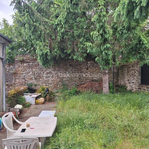 Immeuble mixte de 87 m²