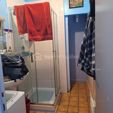 Immeuble mixte de 87 m²